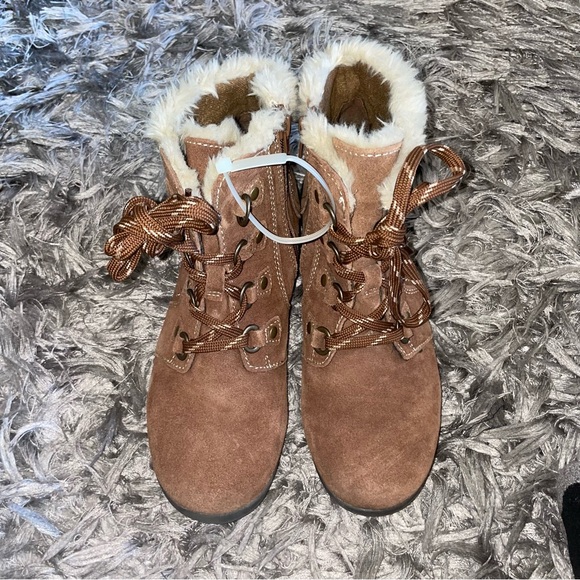 Earth Origins Water Resistant Suede Ankle Boots - Cooper style #A258457 - Picture 4 of 10